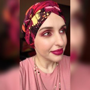 Turbante Floral com tom Vermelho