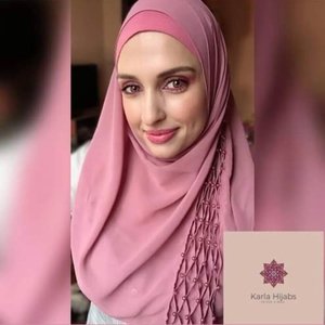 Hijab Casinha de Abelha com Pérolas