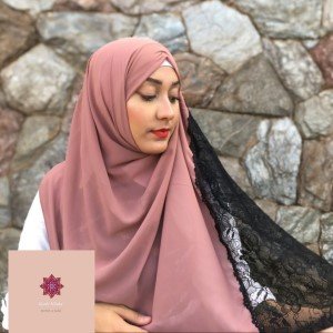 Hijab com renda rose