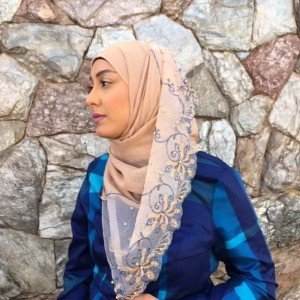 Hijab de Algodão com Bordado Azul