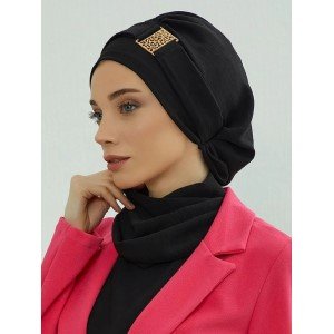 Touca turbante com Fivela preta